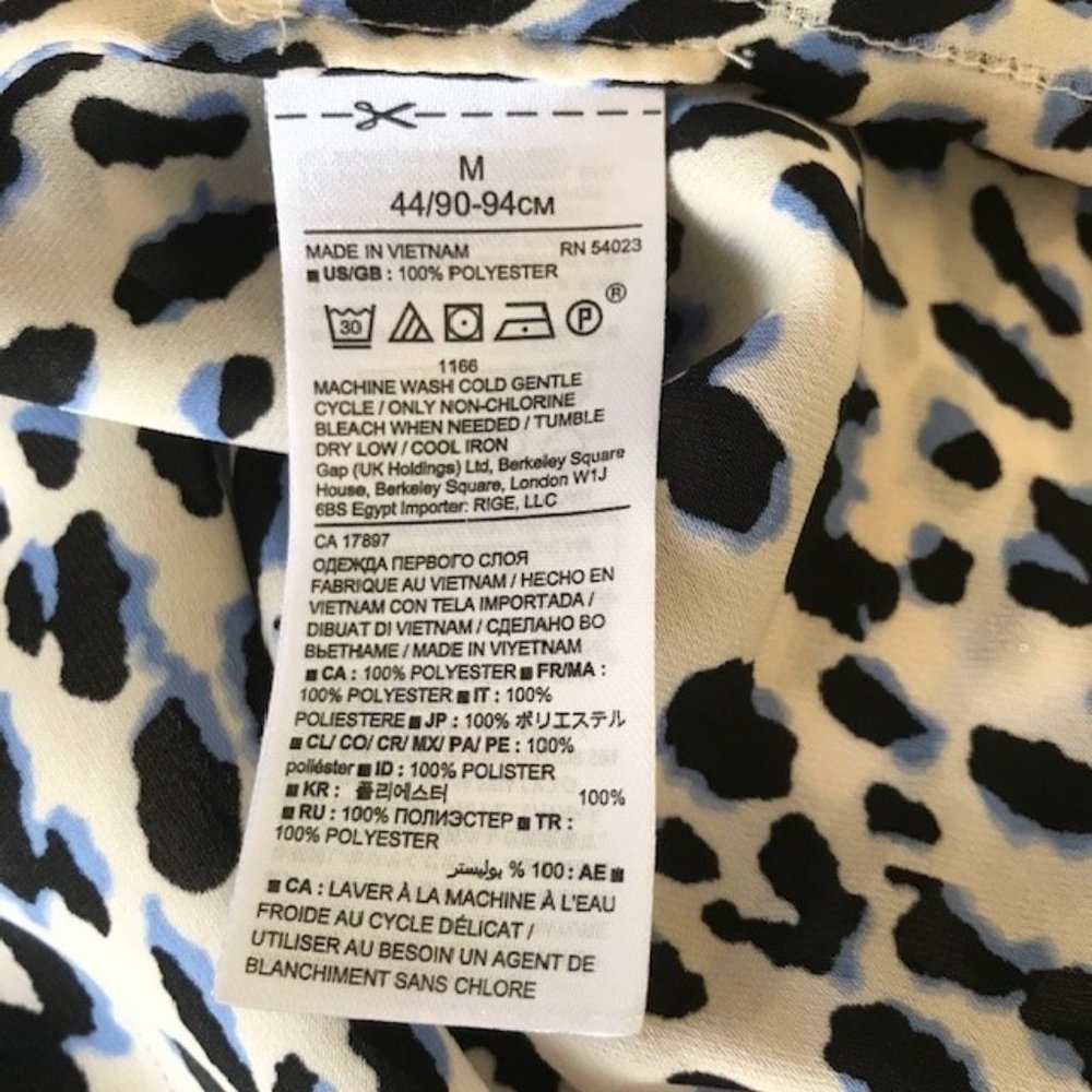 Banana Republic Blue/Black Animal Print Ruffled Front - Size M - Picture 4 of 7